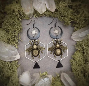 queen bee earrings
